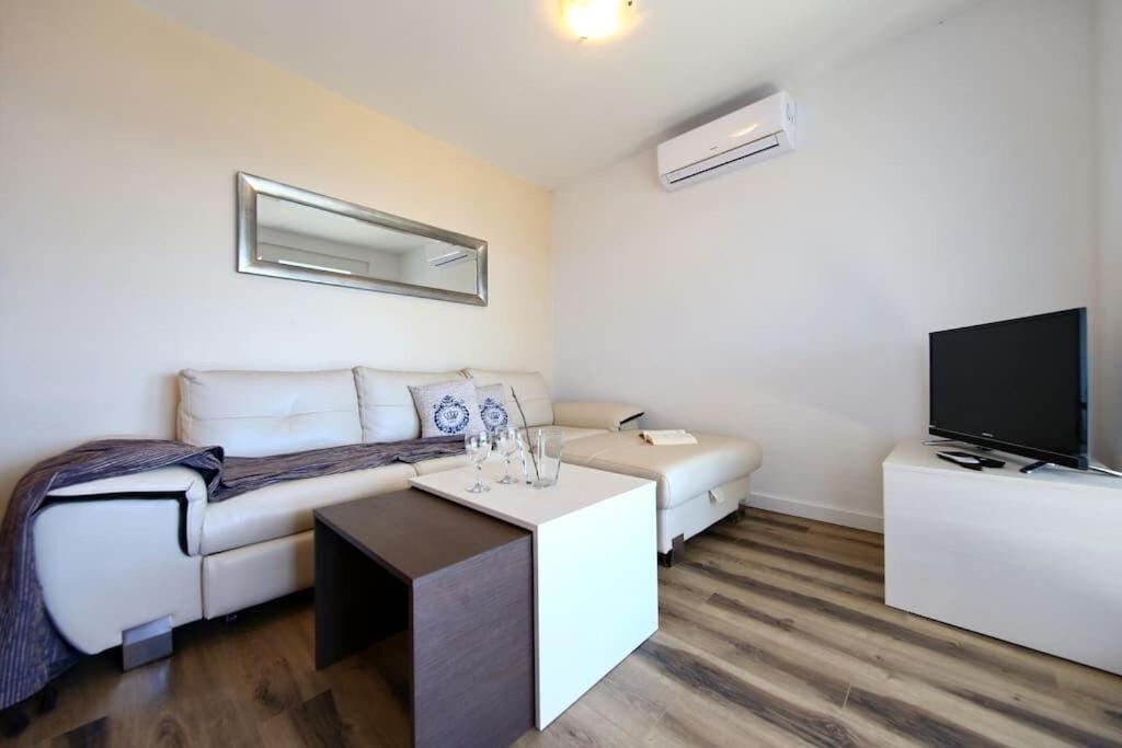Apartment Kokolo Drage Ngoại thất bức ảnh