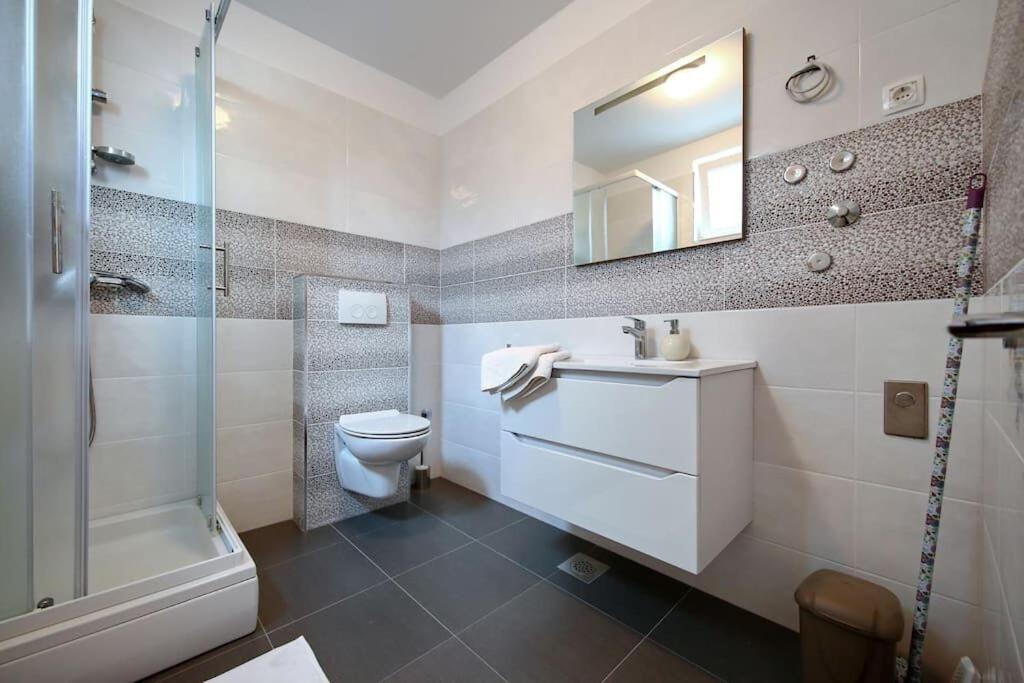 Apartment Kokolo Drage Ngoại thất bức ảnh